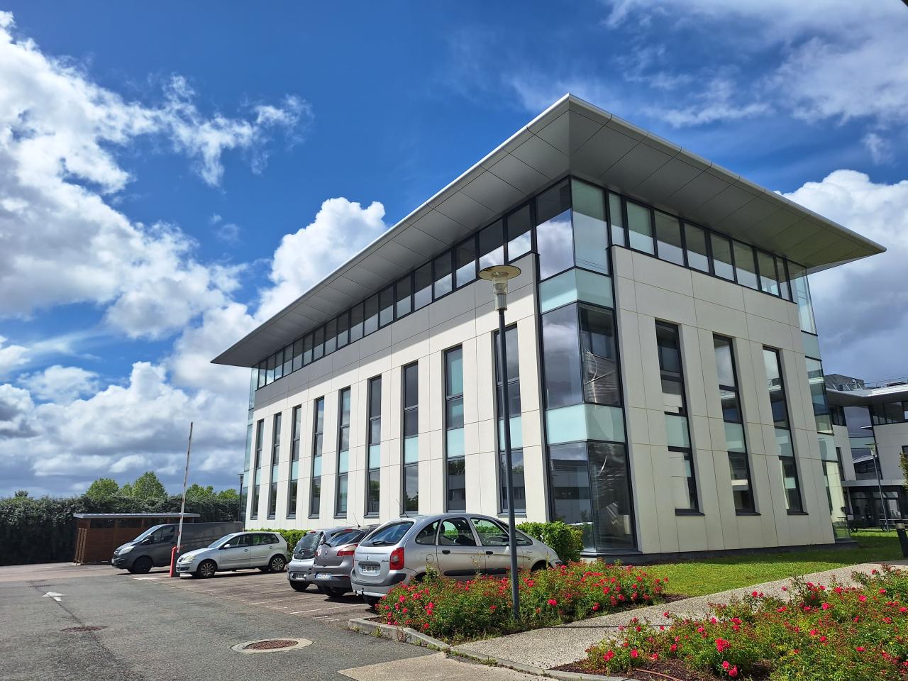Bureau Le Haillan 1455m² Location bureau Le Haillan Gironde OLBUR2532147 2